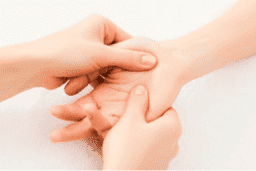XOA BÓP BẤM HUYỆT ĐIỀU TRỊ RỐI LOẠN GIẤC NGỦ